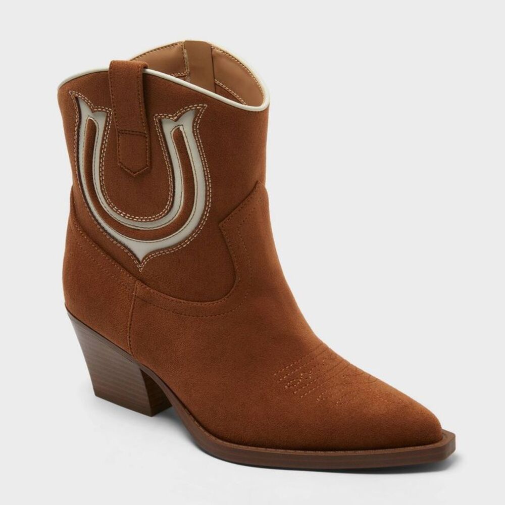 Universal Thread Suede Western Ankle Boots in Chestnut Brown with Cream Accents
